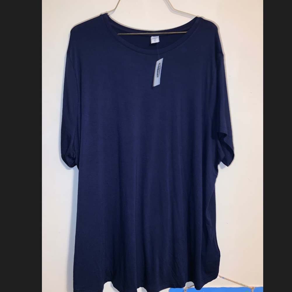 Soft basic top